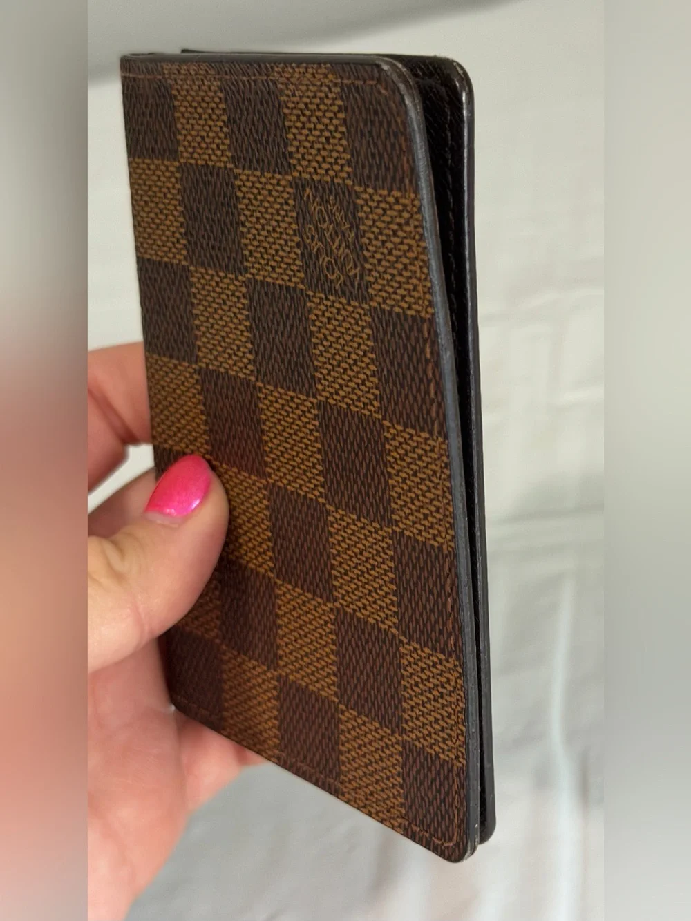 Louis Vuitton card holder in damier ebene